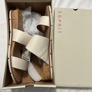 Brand New Women Comfortable Sandel Size 9